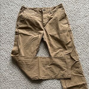 American Eagle Outfitters Men's Tan Chinos